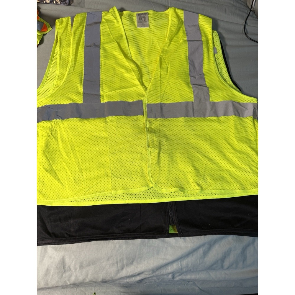 Safety Vests Lot of 2 Body Guard L/XL,MCR Safety‎ Size XL
